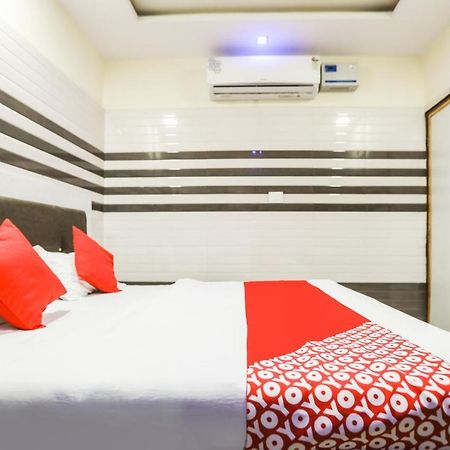โอโย 71693 สตาร์ไลท์ โฮเทล Hotel Ganganagar ภายนอก รูปภาพ